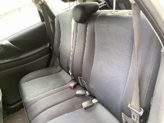 Suzuki Liana 1.6 MPi 16V Hatchback 4Dr Benzine 1.586cc 76kW (103pk) FWD 2001-07/2008-04 (ERC31) M16A picture 25