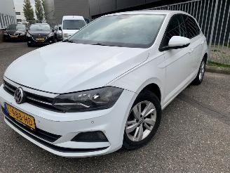 Auto incidentate Volkswagen Polo 1.0 12V BlueMotion Technology Hatchback 4Dr Benzine 999cc 55kW (75pk) FWD 2017-06/2021-08  CHYB 2017/11