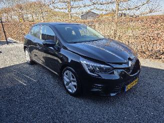 Auto incidentate Renault Clio  2021/3