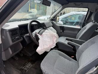 Volkswagen Transporter 2.5 tdi 9 persoons picture 4