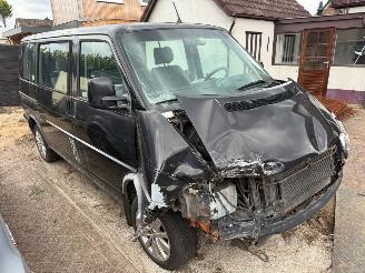 Schadeauto Volkswagen Transporter TDI 2.5 1998/1