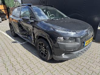 Avarii autoturisme Citroën C4 cactus 1.2 VTI Feel 2015/1