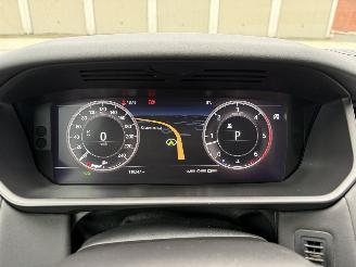 Land Rover Discovery 3.0 HSE SD6 picture 10