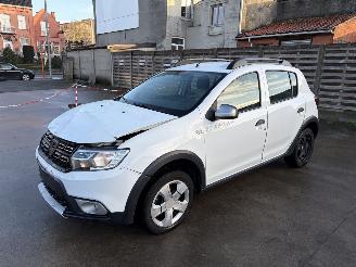 krockskadad bil auto Dacia Sandero STEPWAY 1.5 BLUE DCI - 8V TURBO 2018/4