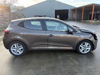 Renault Clio 5 1.0I TCE 100 picture 18