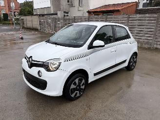 Renault Twingo 3 PHASE 1 1.0i - 12V SCE 70 picture 1
