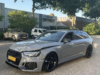 damaged passenger cars Audi RS 4 AVANT CERAMIC/HEAD-UP NAP KM 2018/1