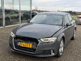 skadebil auto Audi A3 Audi A3 Sportback 1.0 TFSI Sport Lease Edition NAP 2017/9