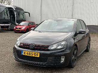 Vaurioauto  passenger cars Volkswagen Golf 2.0 GTI DSG/KEY-LESS/LEER 2010/11