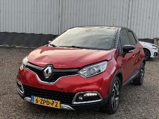 Auto incidentate Renault Captur 1.2 TCe Helly Hansen AUTOMAAT NAP 2015/2