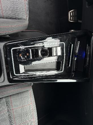 Volkswagen Golf 2.0 TSI GTI FACELIFT BOMVOL! picture 13