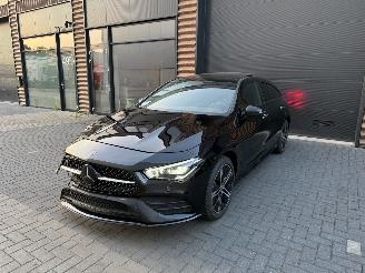 Unfallwagen Mercedes Cla-klasse 250e AMG-Line Full Option 2023/5