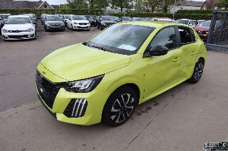 uszkodzony samochody osobowe Peugeot 208 1.2 BENZ 2025/5