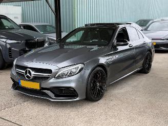 Damaged car Mercedes C-klasse 63S KUIPSTOELEN 510PK 2017/9