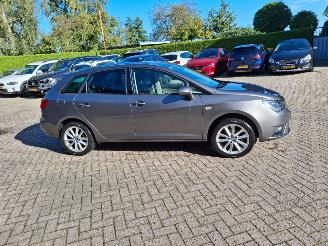 Coche accidentado Seat Ibiza 1.0i 5drs airco   navi 2017/1