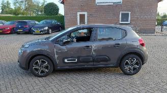 Voiture accidenté Citroën C3 1.2i  61kw   airco 2024/1