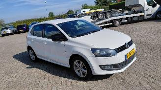 krockskadad bil auto Volkswagen Polo 1.2i  69pk    airco 5drs 2011/9