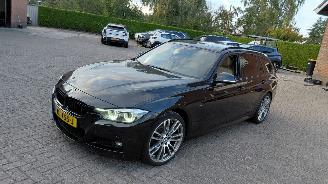 uszkodzony samochody osobowe BMW  318i m sport  136pk pano  clima 2019/2