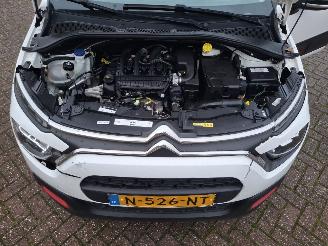 Citroën C3 1.2  83pk navi clima picture 10