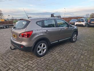 Unfallwagen Nissan Qashqai 2.0i automaat pano 4x4 2008/7