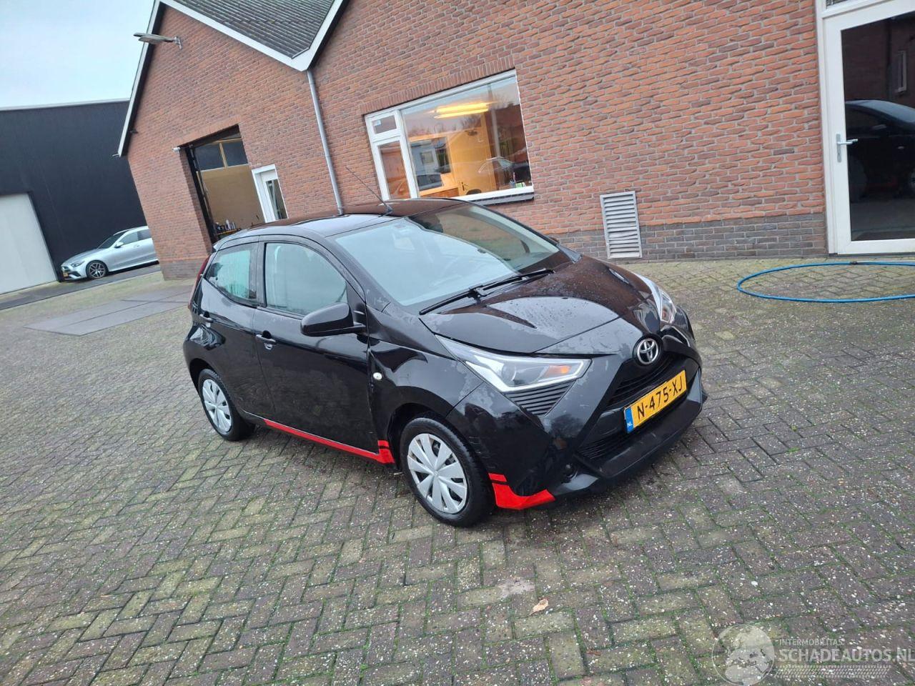 Toyota Aygo 1.0 vtti 5drs airco