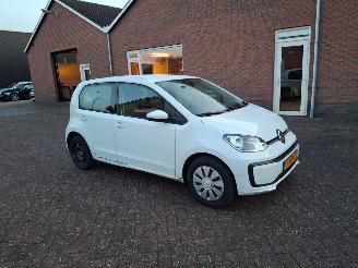 Schadeauto Volkswagen Up! 1.0i  5drs airco 2022/3