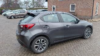 Mazda 2 1.5  dynamic  90pk navi picture 12
