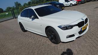 Vaurioauto  passenger cars BMW 3-serie 318i  m sports clima 2018/9