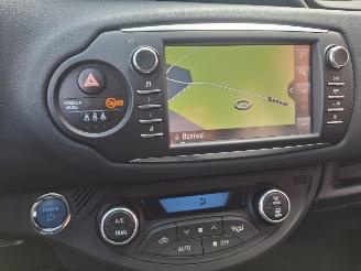 škoda osobní automobily Toyota Yaris 1.5 HYBRID    navi 2018/4