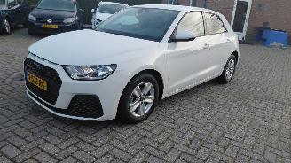 škoda osobní automobily Audi A1 1.0i 5drs   95pk navi   airco 2023/3