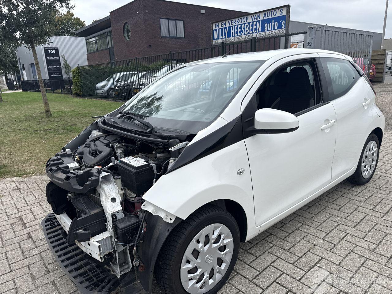 Toyota Aygo 1.0 VVT i X-PLAY DIEFSTALSCHADE! 17796 KM BOUWJAAR 2018