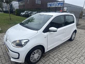 Coche accidentado Volkswagen Up! 1.0 BLEU MOTION LICHTE SCHADE BOUWJAAR 2016  4350 EURO VAST 2016/7