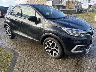 Voiture accidenté Renault Captur 0.9 INTENS 80000 KM RIJDBAAR BOUWJAAR 2018  5999 EURO VAST! 2018/8