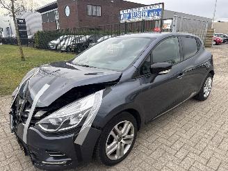 Voiture accidenté Renault Clio 0.9 TCe LIFE 33609 KM BOUWJAAR 2020 PRIJS 5999 EURO 2020/4