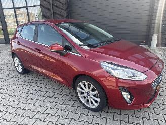 Voiture accidenté Ford Fiesta 1.0 AUTOMAAT TITANIUM RIJDBARE SCHADE BOUWJAAR 2017 7850 EURO 2017/12