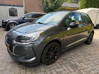 Unfallwagen Citroën DS3 1.2 SPORT CHIC NAVI LED PDC CRUISE CONTROL 2017/1