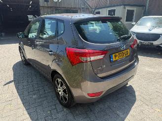 Auto incidentate Hyundai Ix20 1.4 AIRCO STOELVERWARMING SPORTVELGEN 2012/2