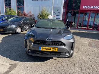 Vrakbiler auto Toyota Yaris Yaris Cross (PB1/PJ1), SUV, 2020 1.5 12V Hybrid 115 2022/5