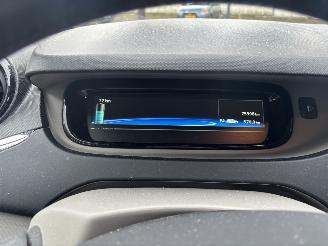 Renault Zoé R240 INTENS 22KWH HUURACCU picture 14