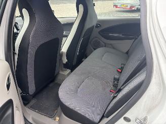 Renault Zoé R240 INTENS 22KWH HUURACCU picture 11