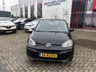 Unfallwagen Volkswagen Up! 1.0 BMT MOVE UP 2019/1