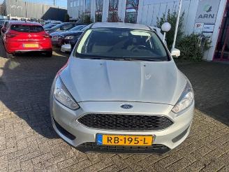 Autoverwertung Ford Focus Focus 3, Hatchback, 2010 / 2020 1.0 Ti-VCT EcoBoost 12V 100 2017/10
