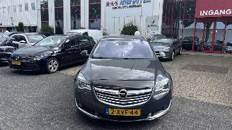 uszkodzony samochody osobowe Opel Insignia SPORTS TOURER SW ECOFLEX BUSINESS+ 2014/11