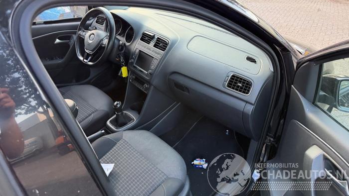 Volkswagen Polo Polo V (6R), Hatchback, 2009 / 2017 1.0 12V BlueMotion Technology