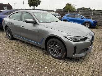 krockskadad bil auto BMW i4 35 e-Drive Business 2024/3