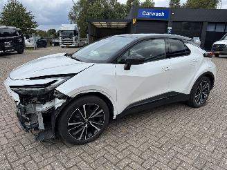 skadebil auto Toyota C-HR 1.8. 112 Kw Hybride 2024/6
