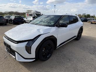 Schadeauto Kia EV4 81 Kw/h. Elektro motor 150 Kw  GT-Line 2025/12