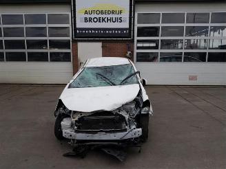 Purkuautot passenger cars Toyota Yaris Yaris III (P13), Hatchback, 2010 / 2020 1.5 16V Hybrid 2017/6
