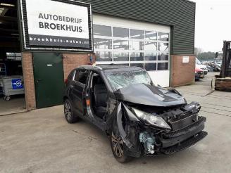Salvage car Kia Sportage Sportage (SL), Terreinwagen, 2010 / 2016 2.0 CVVT 16V 4x2 2010/10