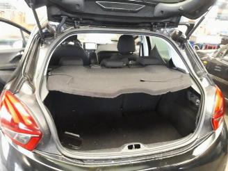 Peugeot 208 208 I (CA/CC/CK/CL), Hatchback, 2012 / 2019 1.2 Vti 12V PureTech 82 picture 11